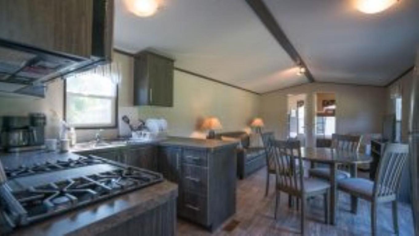 Holiday home 3 Bedroom Dragon Fly Drive 7 *